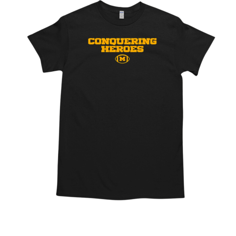 Dave Portnoy wearing conquering heroes Michigan Wolverines T-Shirt