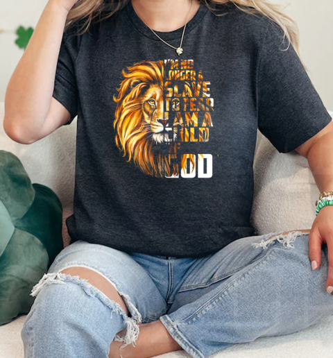 Lion Im No Longer A Slave To Fear I Am A Child Of God  Classic Womens T-shirt