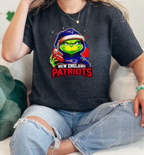 New England Patriots Grinch wearing Santa hat Christmas 2024  Classic Womens T-shirt