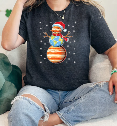 Planets Snowman Space Christmas Astronomy  Classic Womens T-shirt