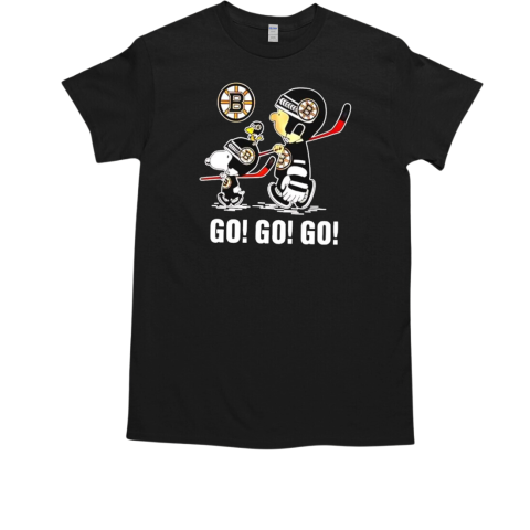 Snoopy and Charlie Brown Boston Bruins Hockey go go go T-Shirt