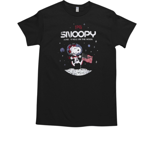 Snoopy Astronaut First Beagle On The Moon T-Shirt