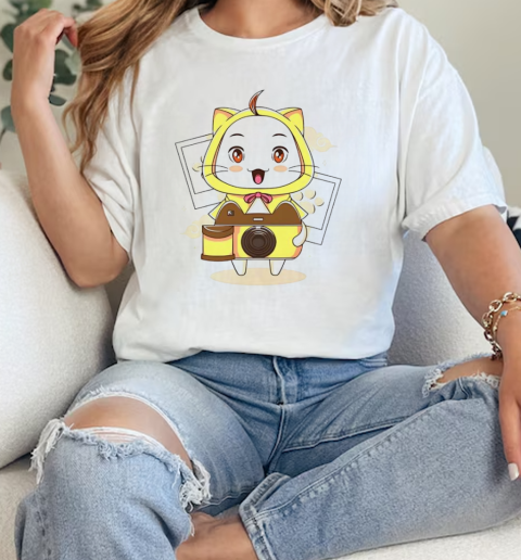 White cat with a camera classic  Classic Womens T-shirt