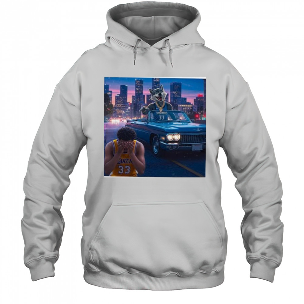 Minnesota Timberwolves beat Los Angeles Lakers skyline mascot shirt Hoodie