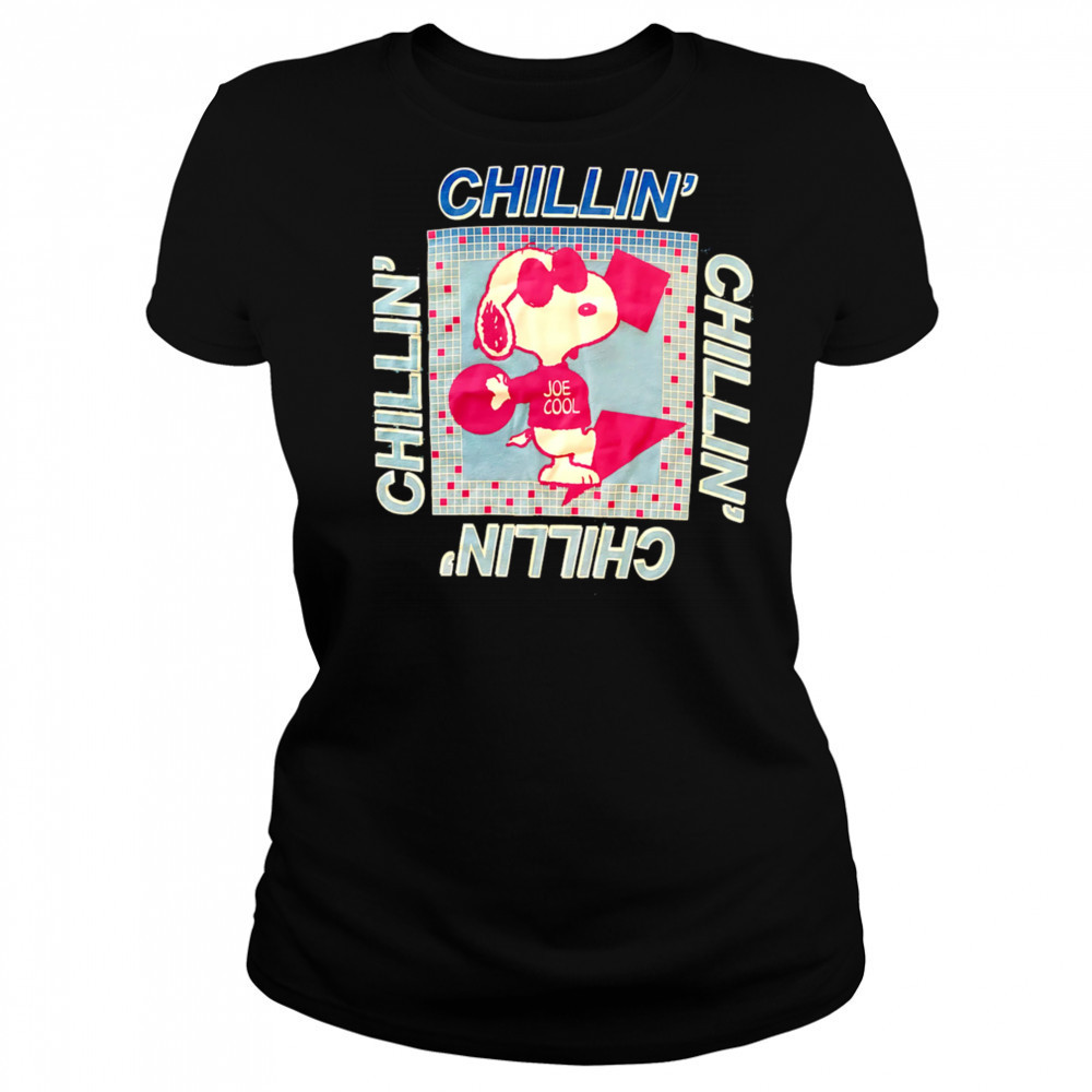 Snoopy doghouse Peanuts chillin shirt Women's T-shirt