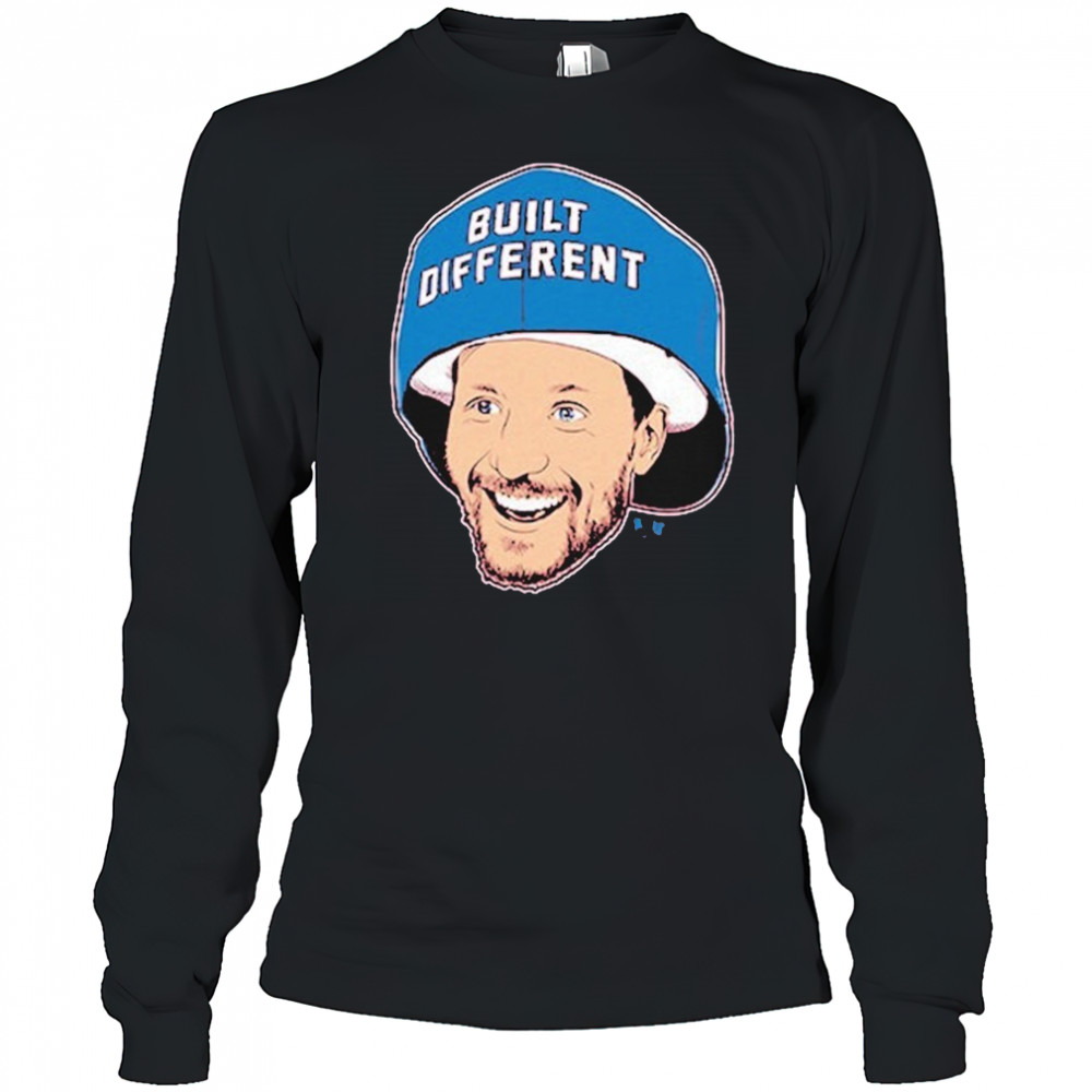 Gabriel Landeskog Built Different T-Shirt Long Sleeved