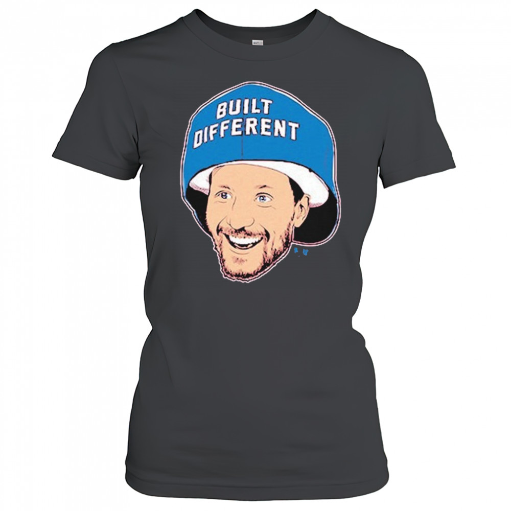 Gabriel Landeskog Built Different T-Shirt Women's T-shirt