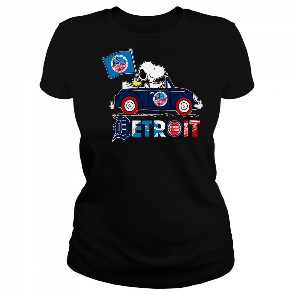 Snoopy And Woodstock Driver Car Detroit City Sports Tigers Lions Pistons And Red Wings Women's T-shirt