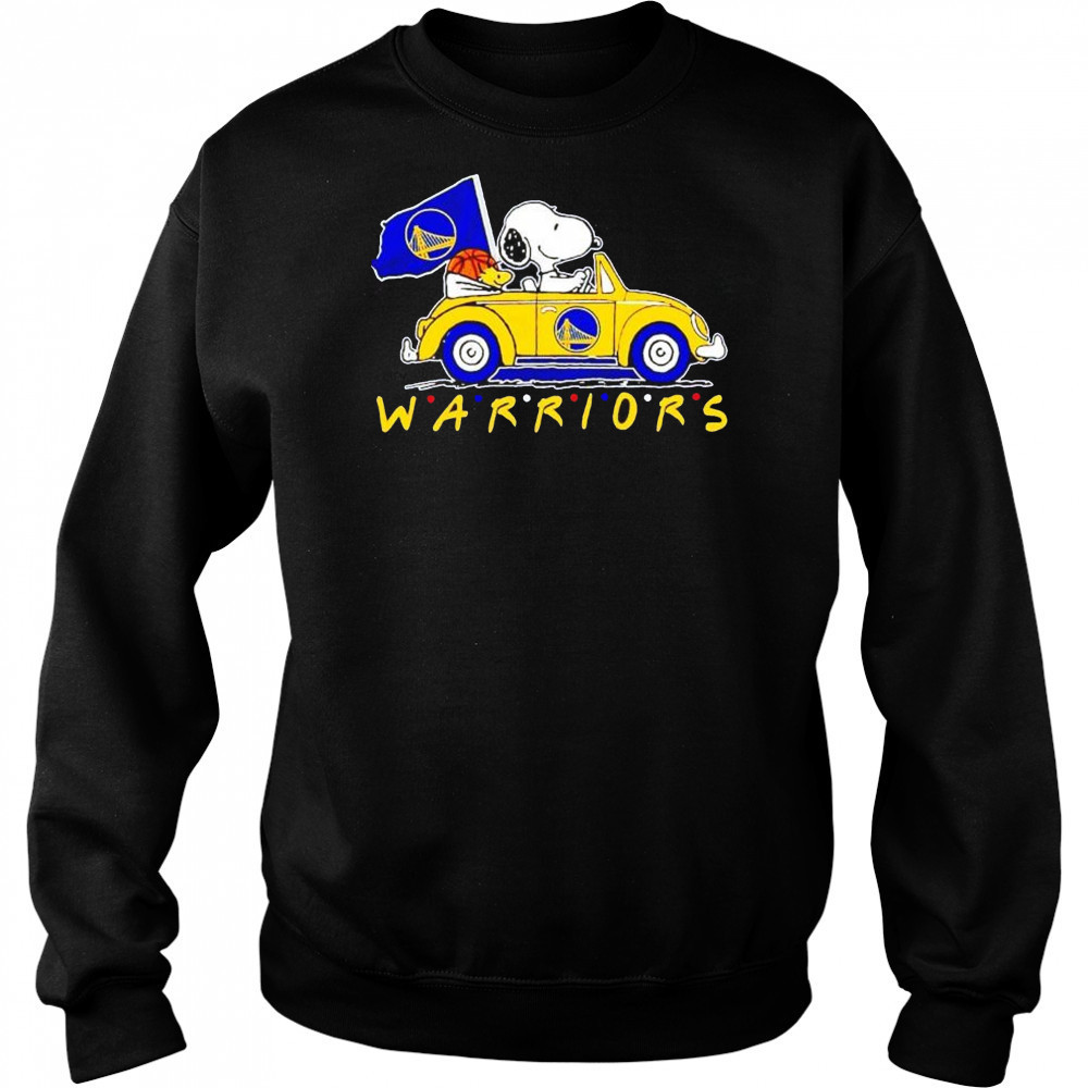 Snoopy and Woodstock driving car Golden State Warriors friends shirt Hoodie