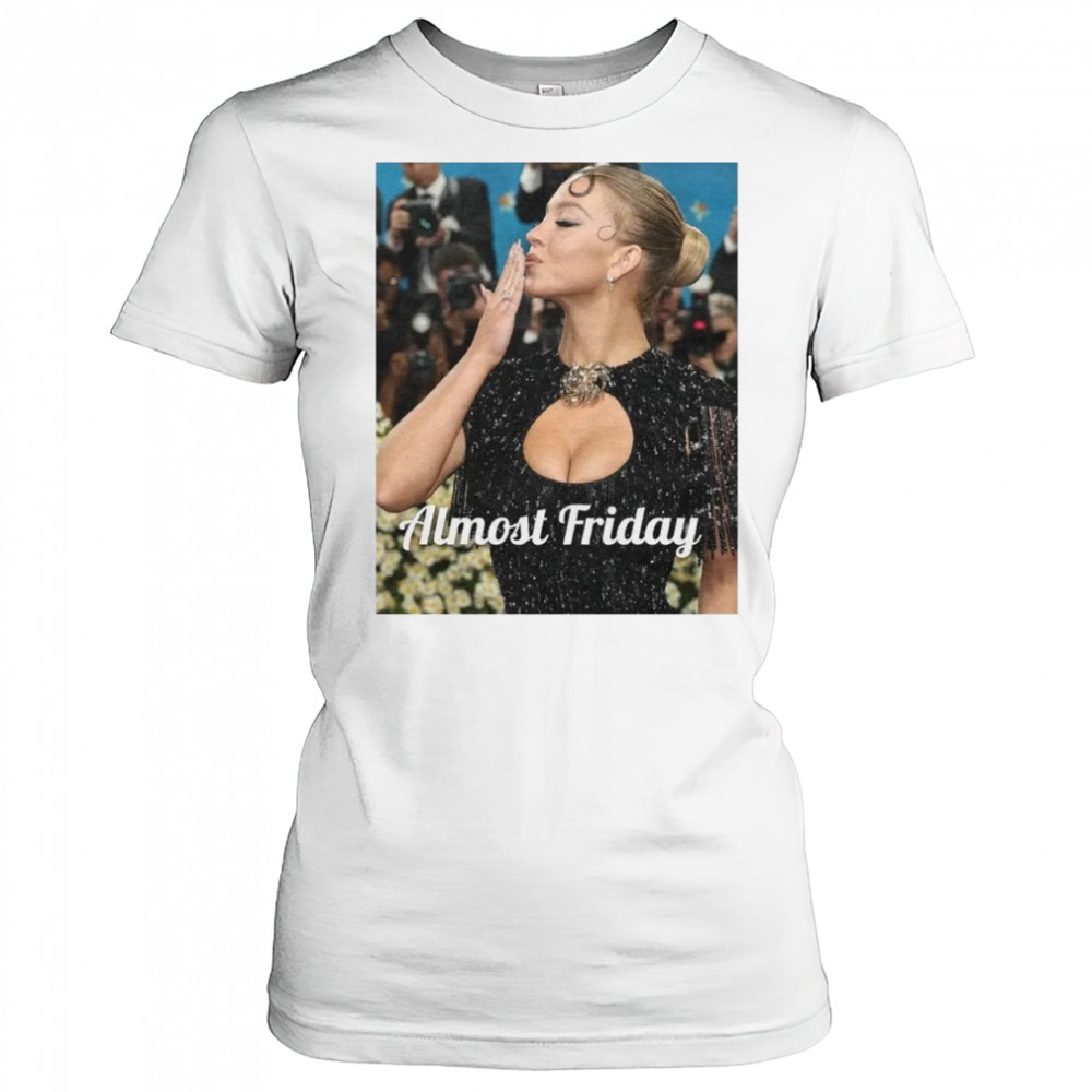 Almost Friday Sweeney Met Gala Shirt Women's T-shirt
