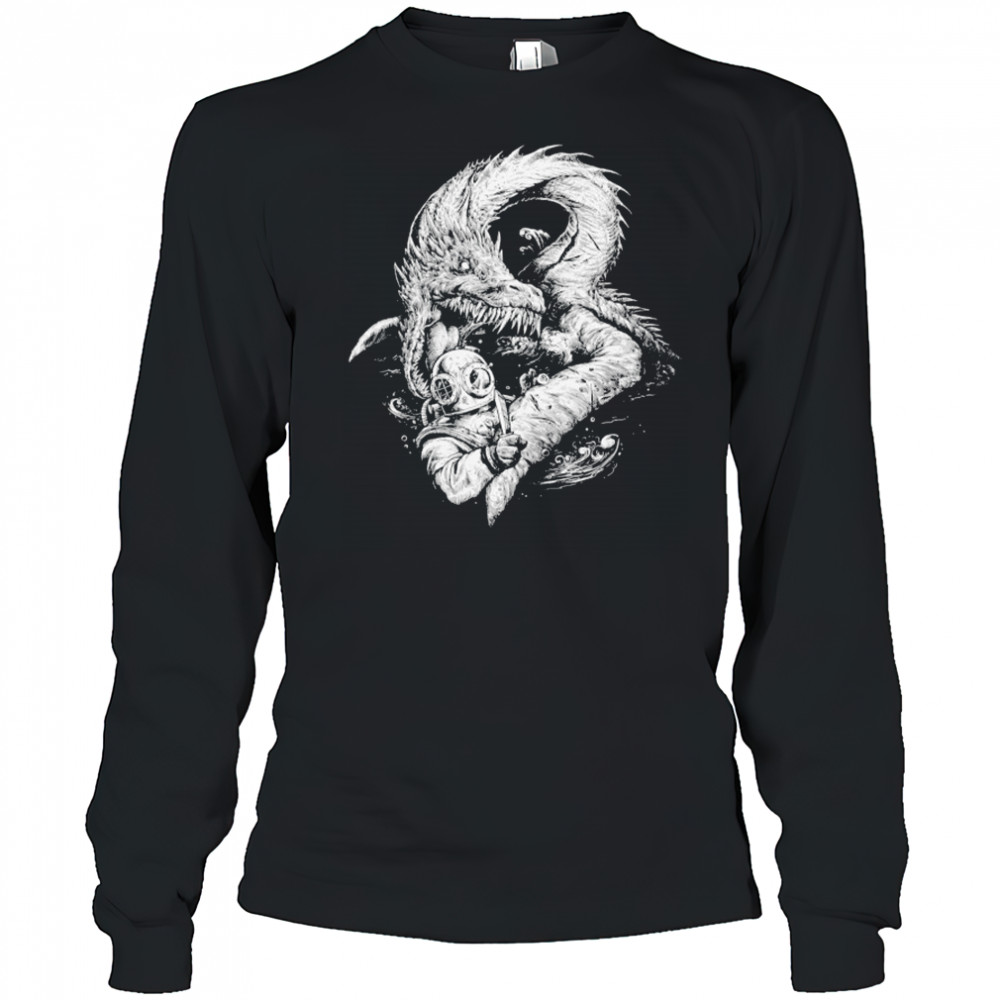 Thè Nèssie Threat Llama T-shirt Long Sleeved
