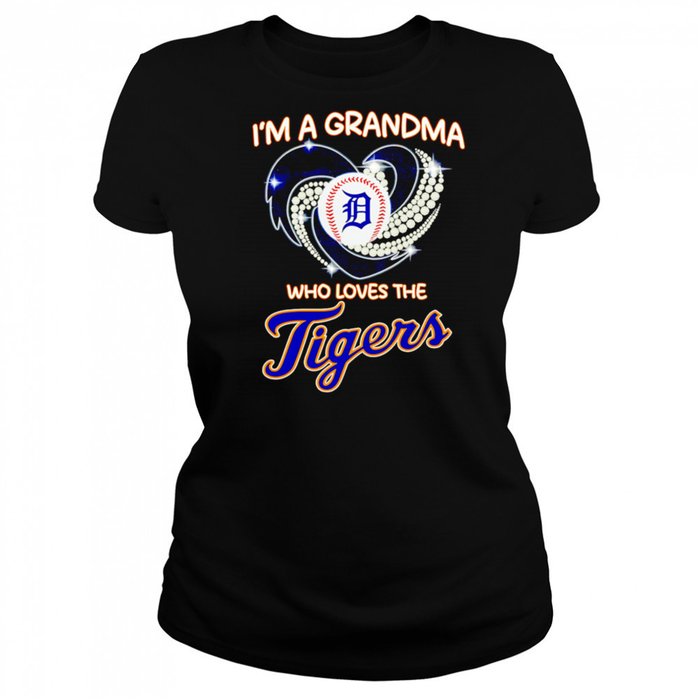 I’m a grandma who loves the Detroit Tigers diamond shirt Women's T-shirt