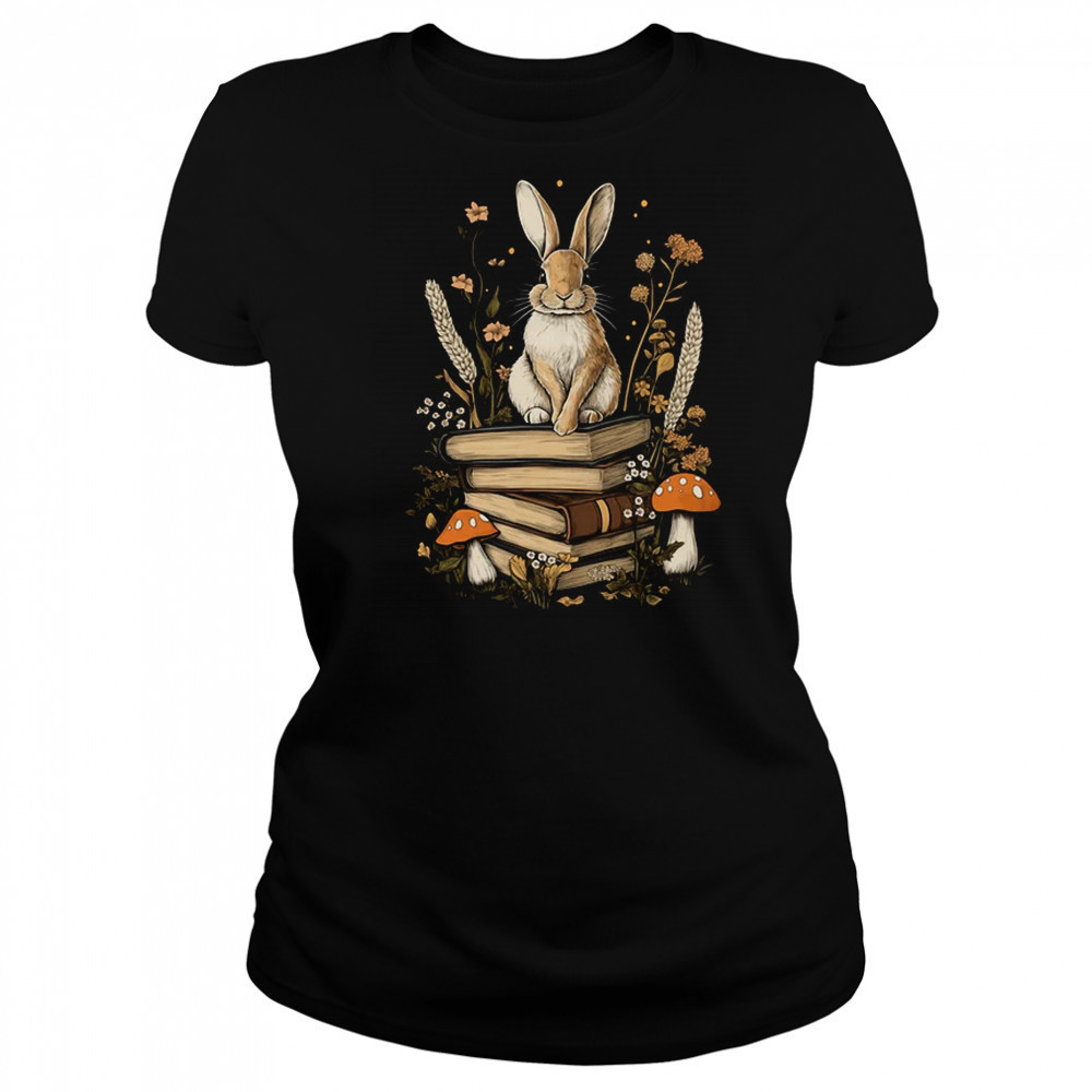 Cottagecore Aesthetic Rabbit Reading Book Lover Women Art shirt Women's T-shirt