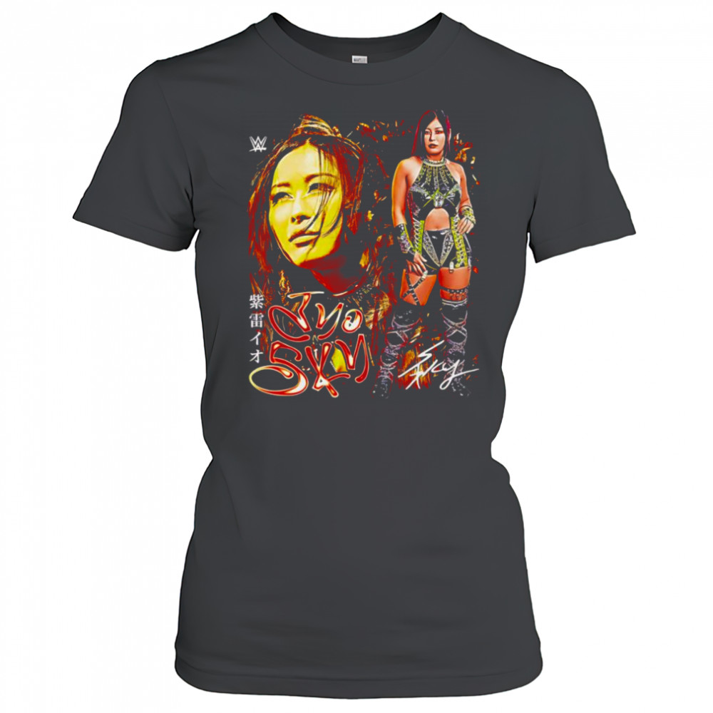 Iyo Sky vintage shirt Women's T-shirt