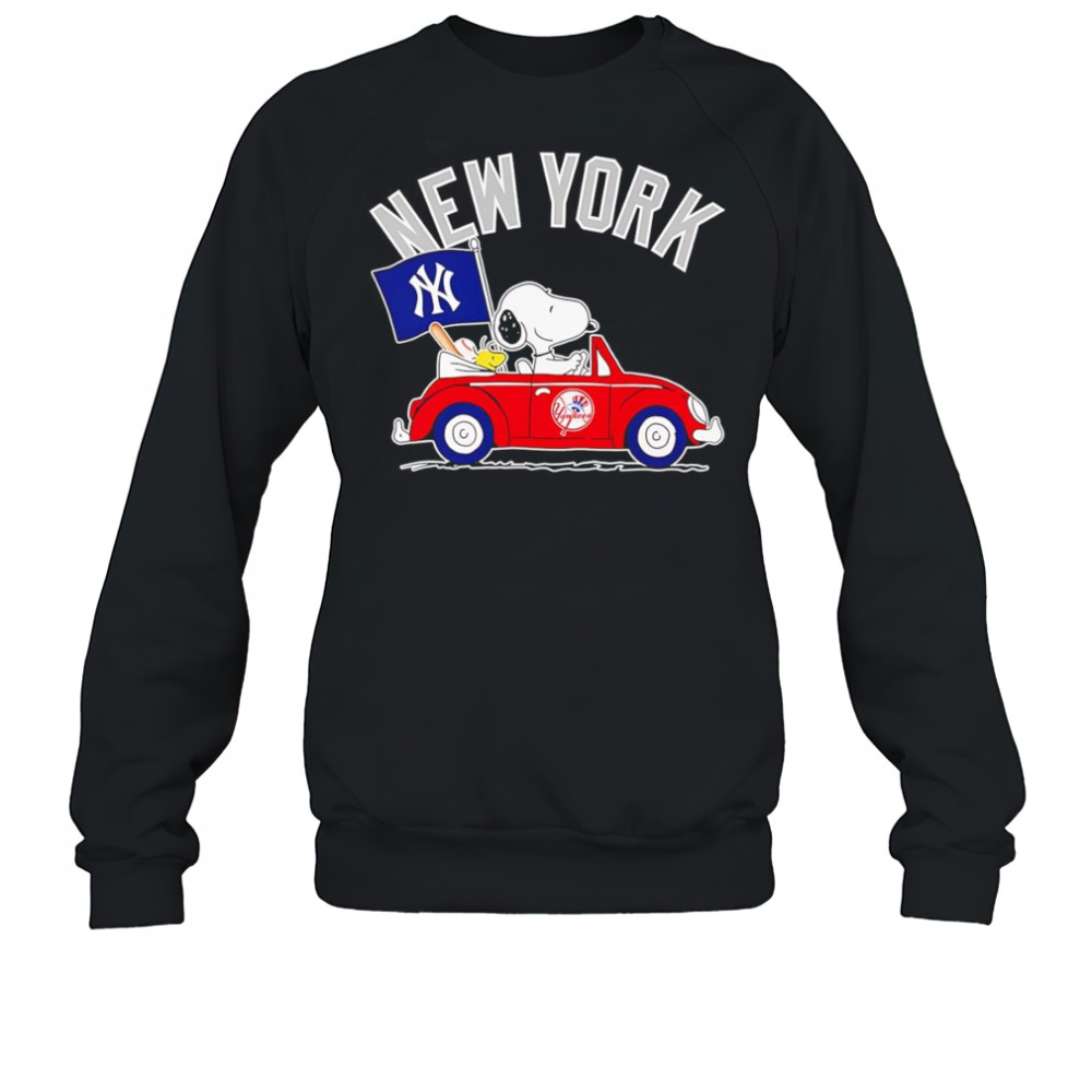 Snoopy and Woodstock driving car New York Yankees shirt Sweatshirt