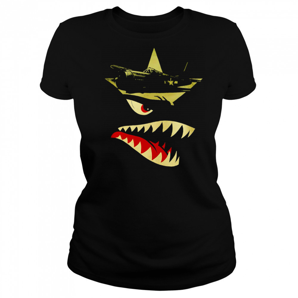 Military Fighter Plane Star Emblem Angry Shark Mouth Graphic Vintage War Art shirt Women's T-shirt
