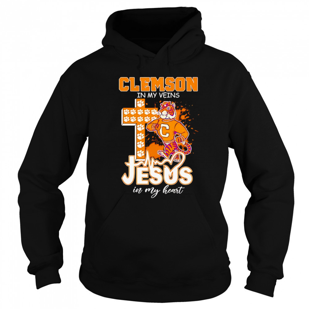 Clemson in my veins Jesus in my heart mascot shirt Sweatshirt