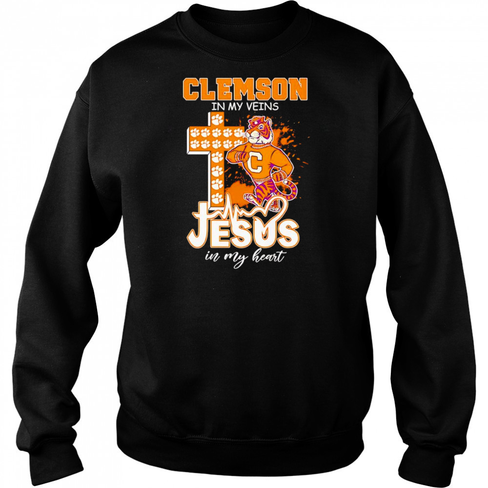Clemson in my veins Jesus in my heart mascot shirt Hoodie