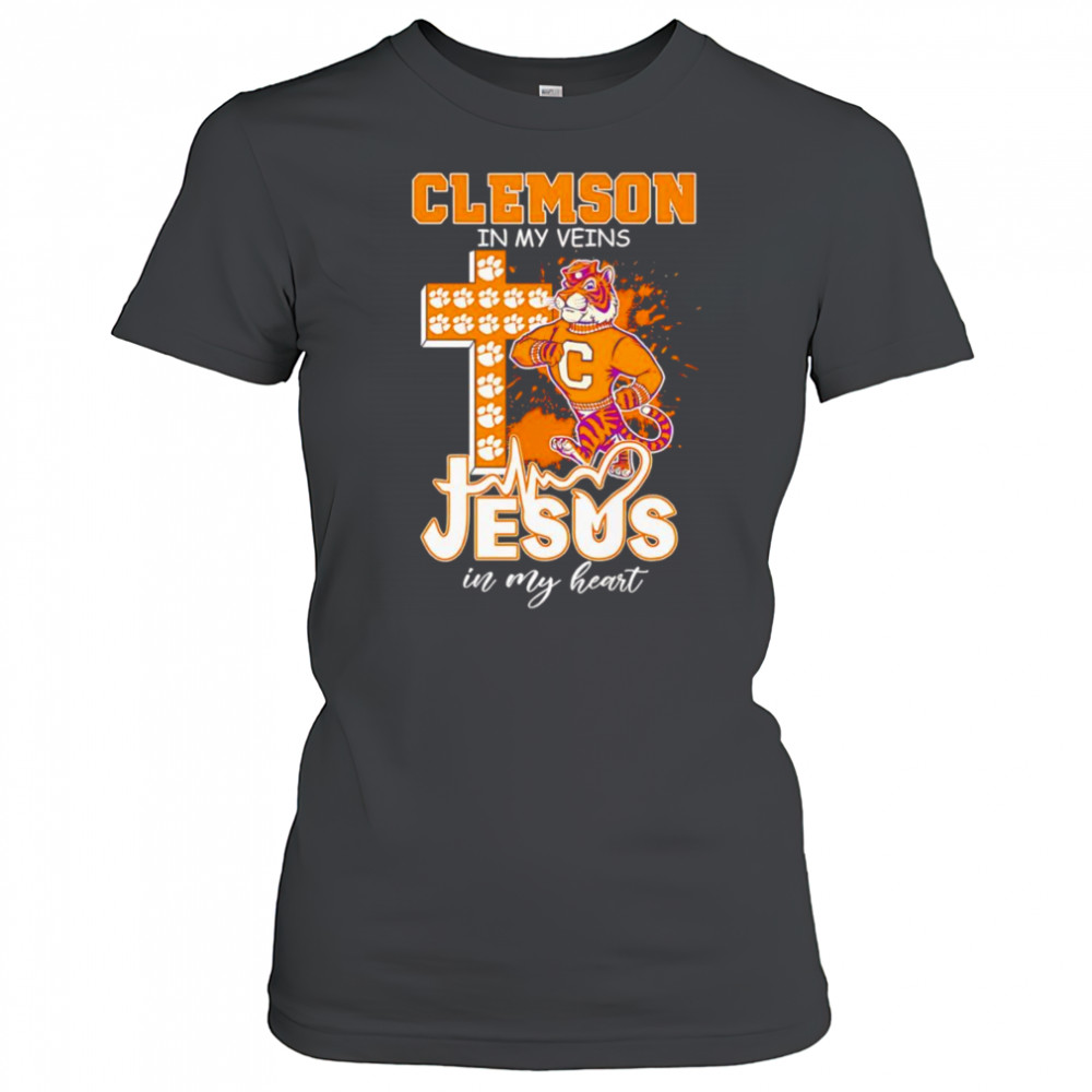 Clemson in my veins Jesus in my heart mascot shirt Women's T-shirt