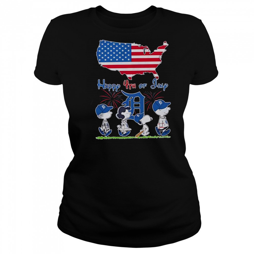 Detroit Tigers Snoopy And Friends Happy 4th Of July Flag American T-Shirt Women's T-shirt