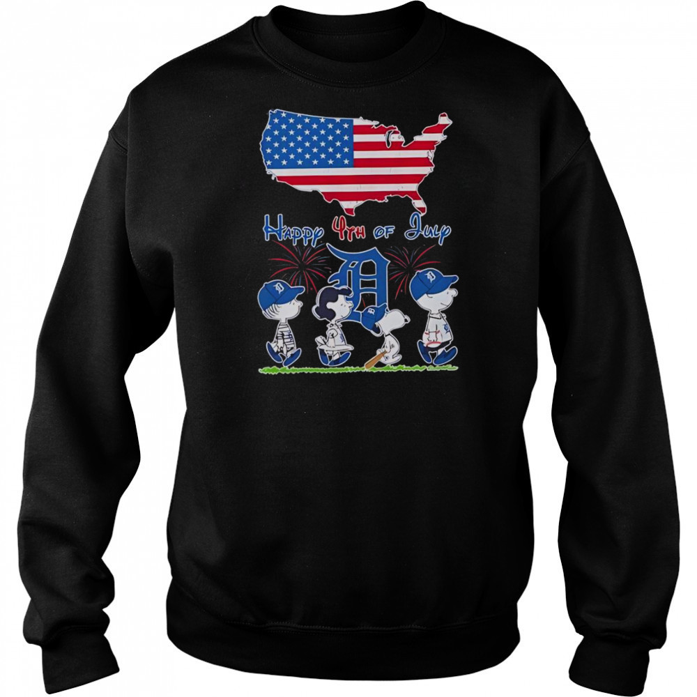 Detroit Tigers Snoopy And Friends Happy 4th Of July Flag American T-Shirt Hoodie