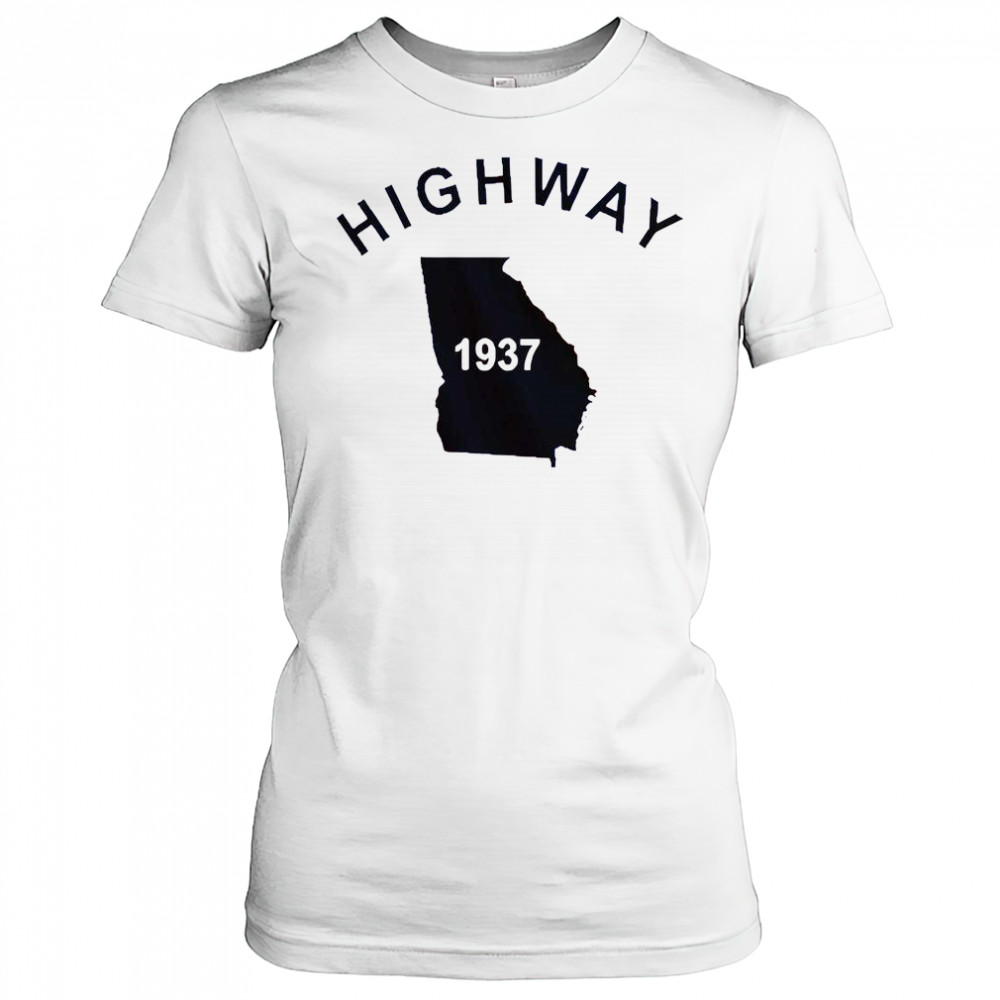 Tyrus Wearing Highway 1937 Georgia T-Shirt Women's T-shirt