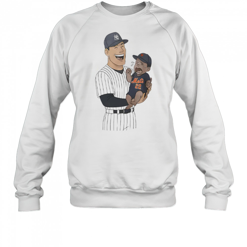 Yankees holding crying Mets baby shirt Sweatshirt