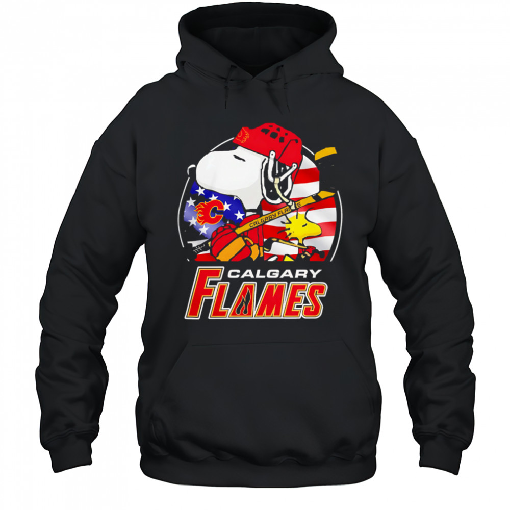Calgary Flames Ice Hockey Snoopy And Woodstock Nhl shirt Hoodie