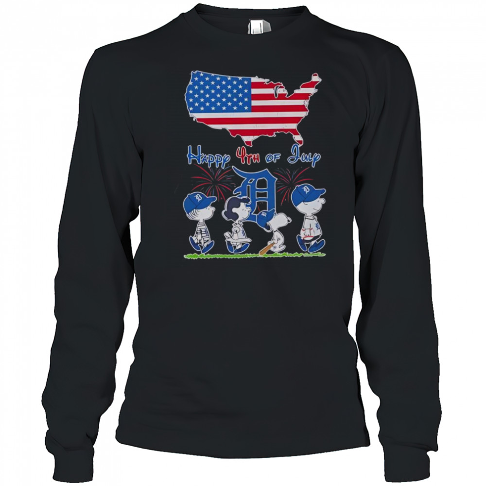 Detroit Tigers Snoopy And Friends Happy 4th Of July Flag American T-Shirt Long Sleeved
