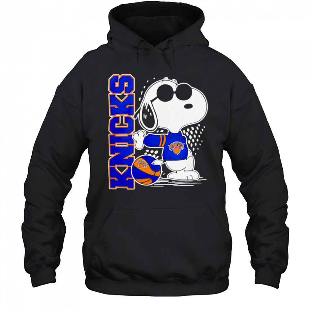 Peanuts Snoopy New York Knicks Basketball 2025 shirt Hoodie