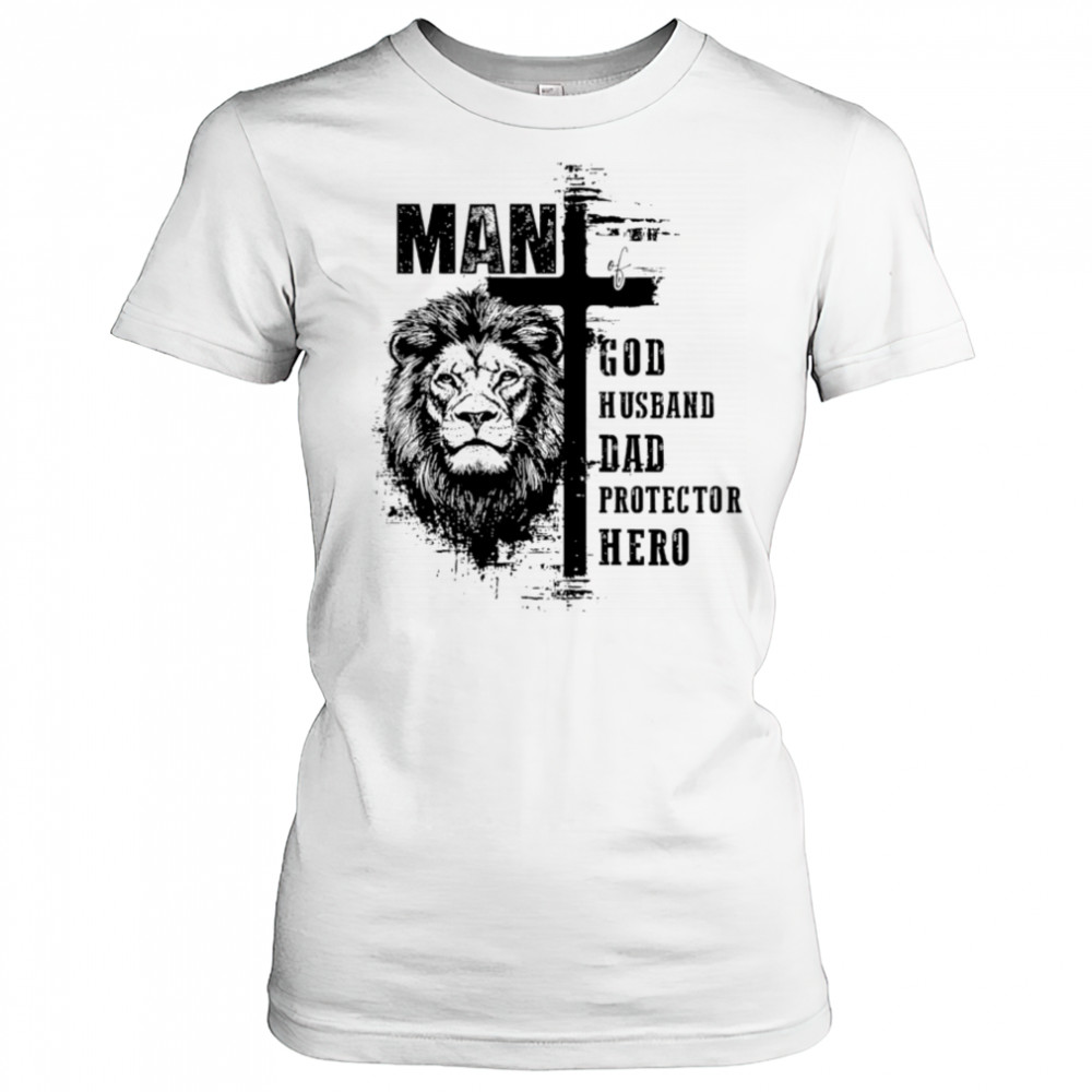 Christian Dad Man Of God Lion Cross shirt Women's T-shirt