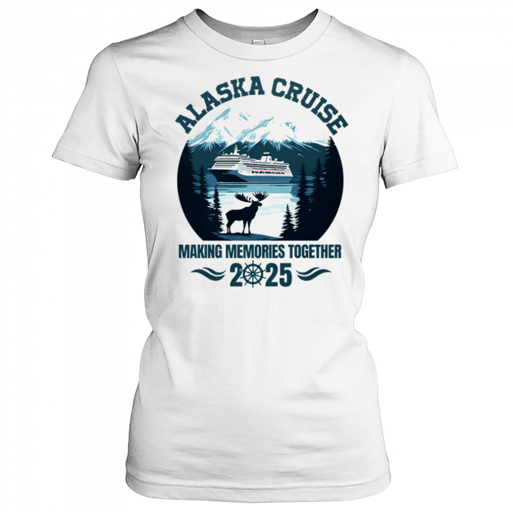 Family Friends Group Alaskan Alaska Cruise 2025 Matching shirt Women's T-shirt
