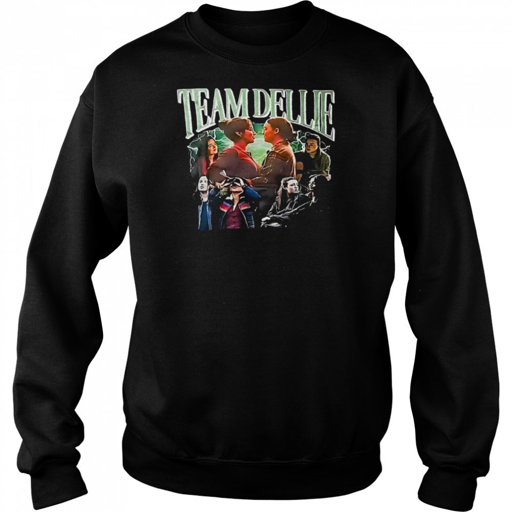 Team Dellie graphic shirt Hoodie