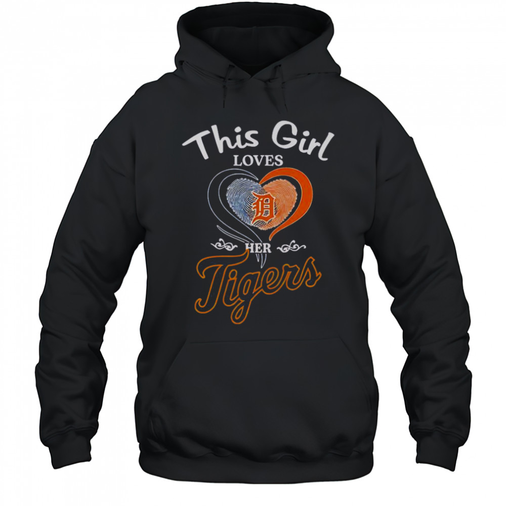 Detroit Tigers This Girl Loves Her Heart Fingerprint T-Shirt Hoodie