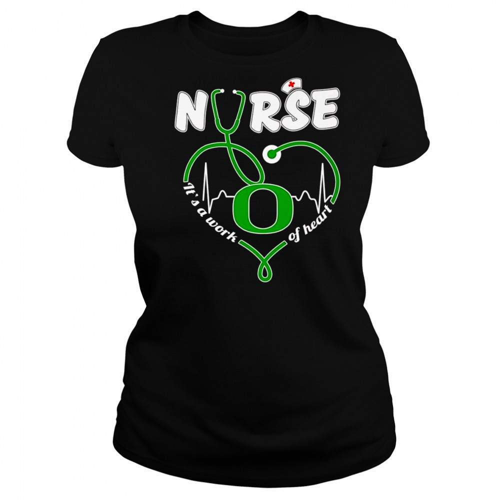 Nurse it’s a work of heart Oregon Ducks heartbeat shirt Women's T-shirt