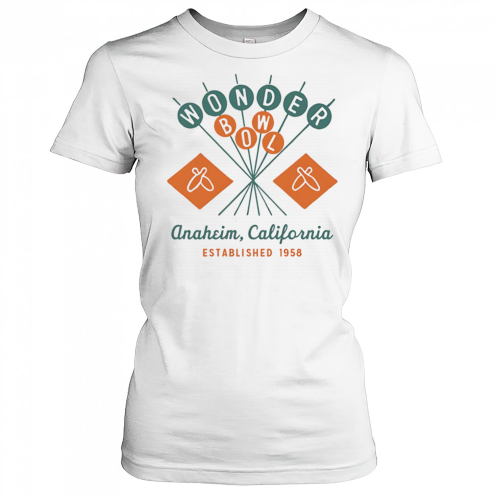 Wonder Bowl Anaheim CA Bowling Alley vintage shirt Women's T-shirt