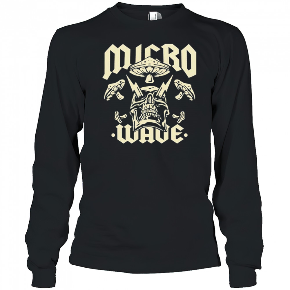 Microwave Skull T-shirt Long Sleeved