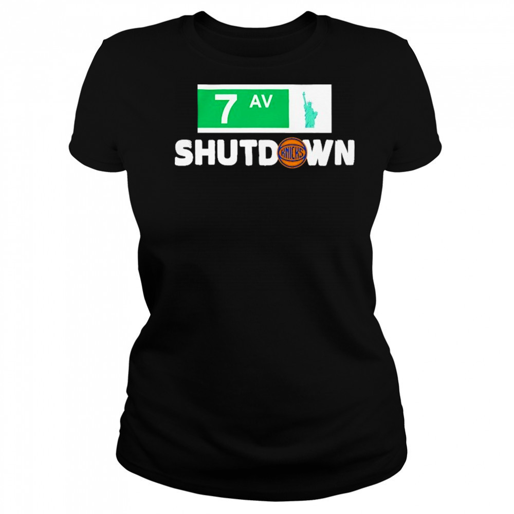 New York Knicks Stadium Essentials Black 7th Avenue Shutdown T-Shirt Women's T-shirt