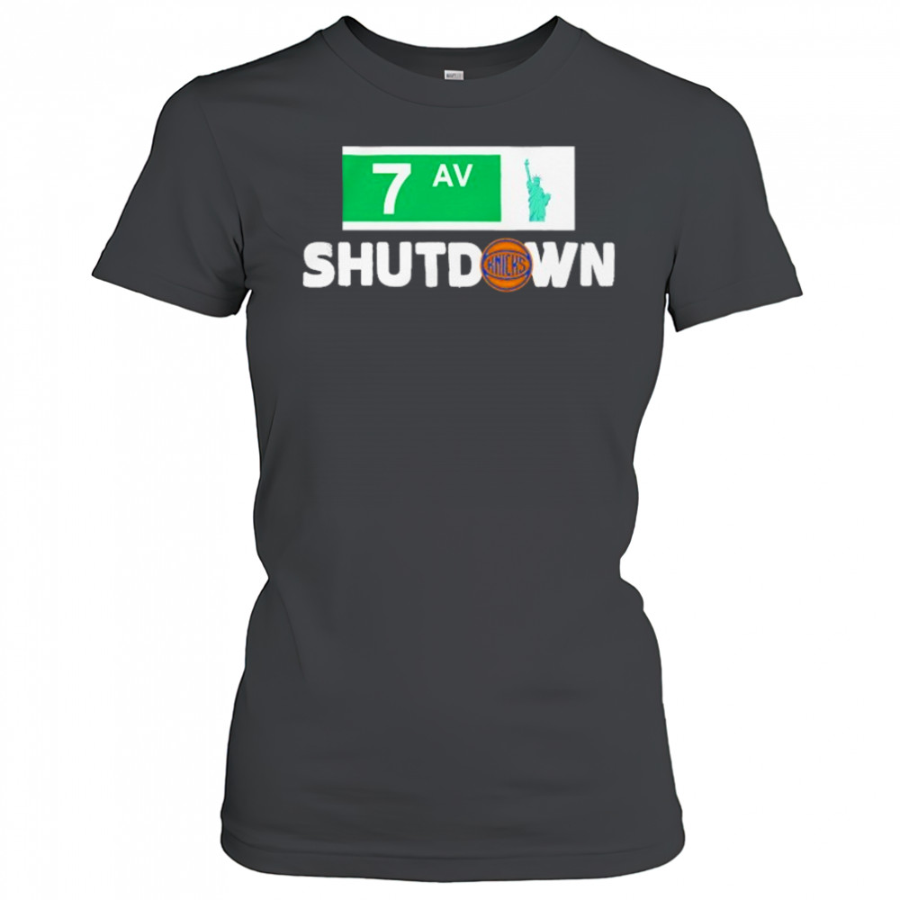 New York Knicks Stadium Essentials Black 7th Avenue Shutdown T-Shirt Women's T-shirt
