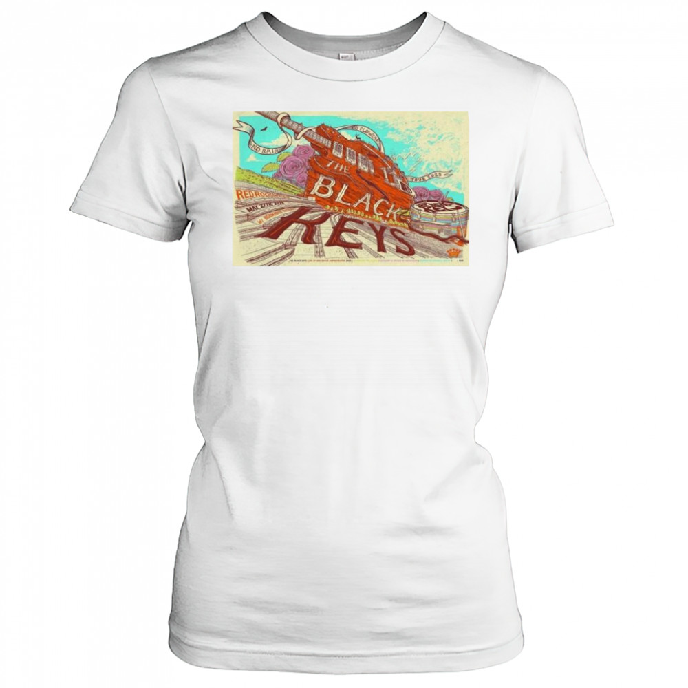 The Black Keys At Red Rocks Amphitheatre On May 27 2025 Shirt Women's T-shirt