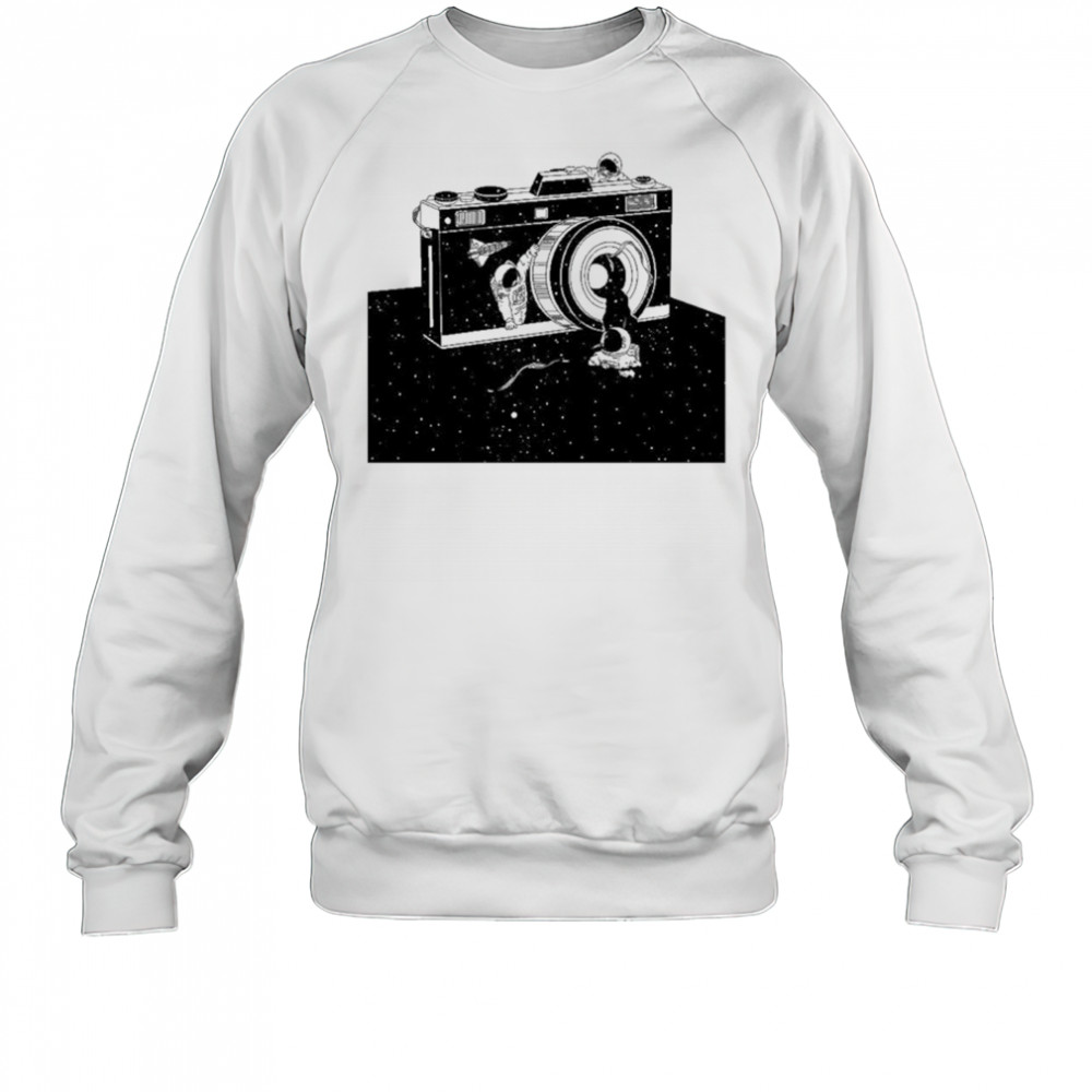 Captured Universe Wituka T-shirt Sweatshirt