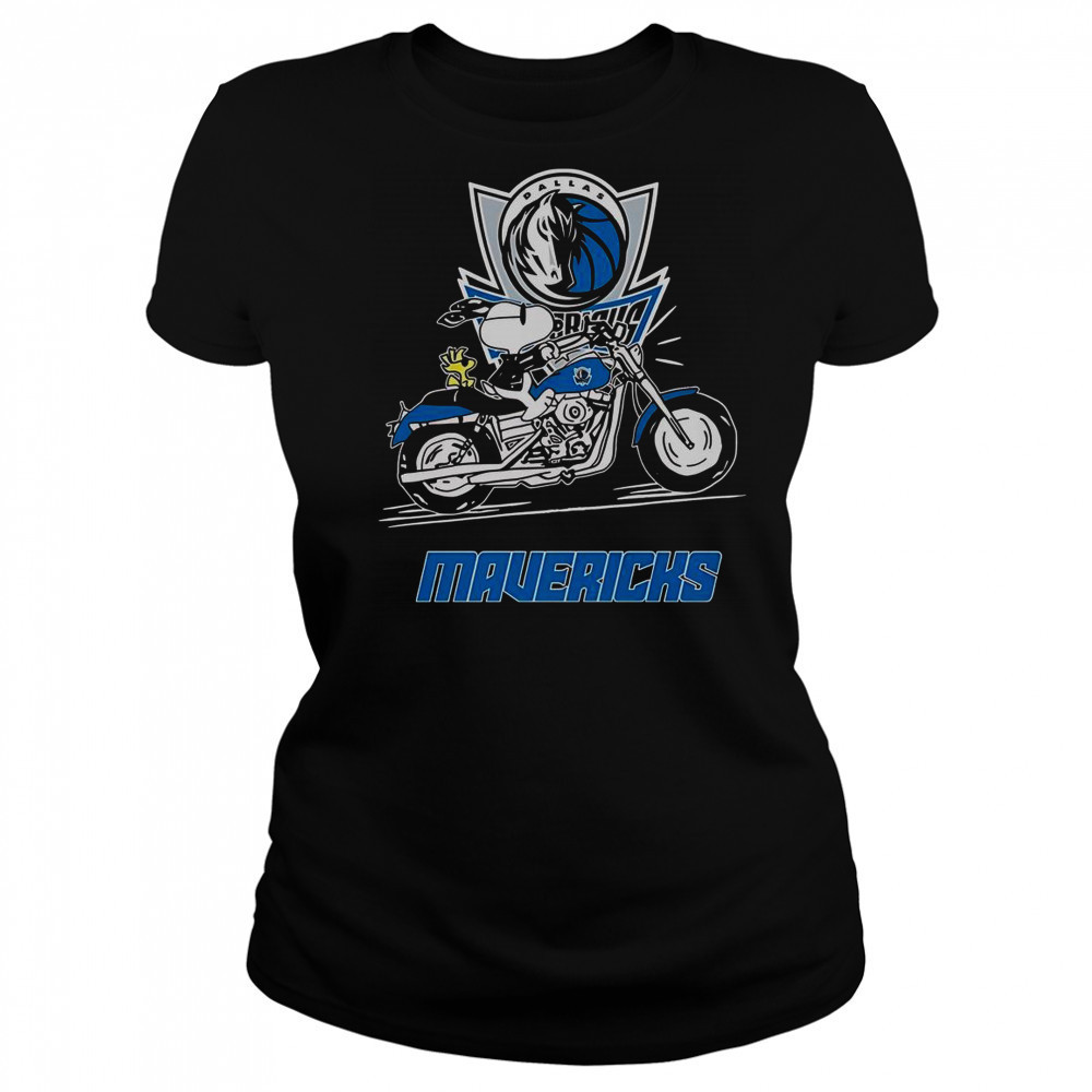 Snoopy And Woodstock Driving Motorbike Dallas Mavericks T-Shirt Women's T-shirt