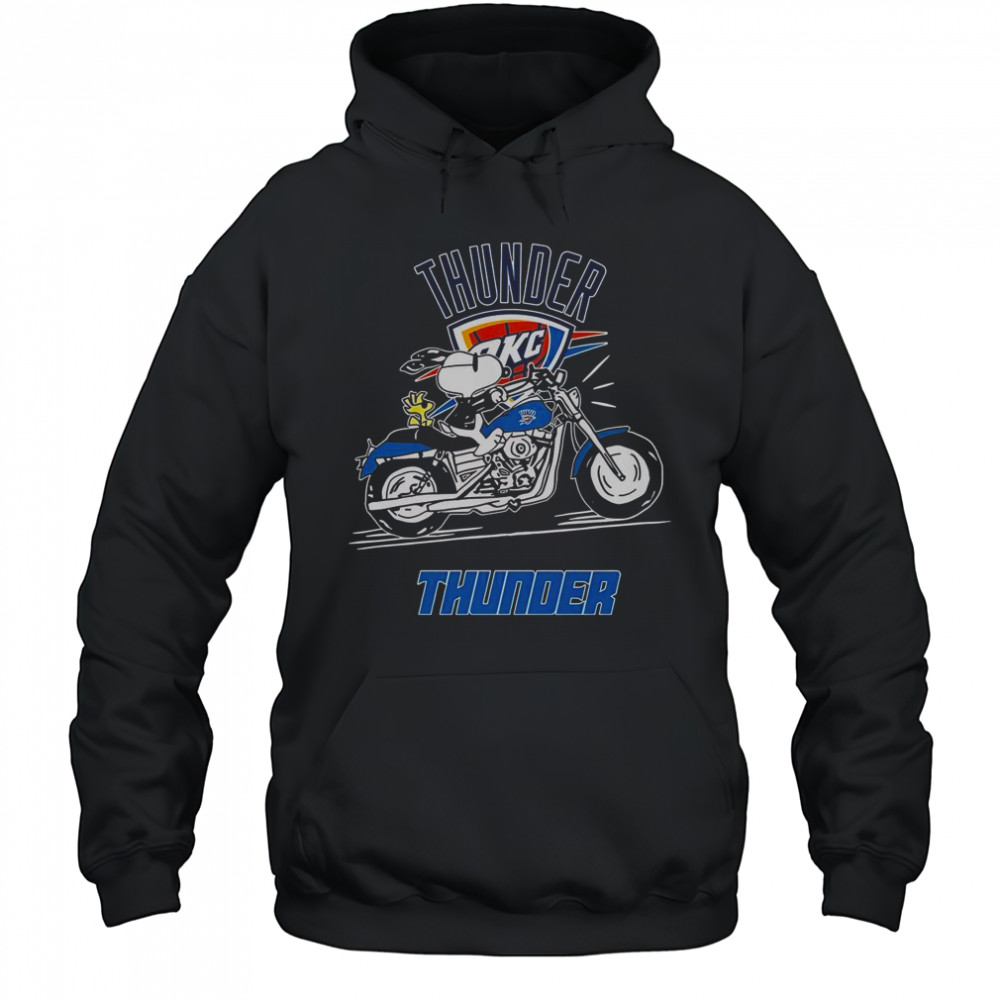 Snoopy And Woodstock Driving Motorbike Oklahoma City Thunder T-Shirt Hoodie