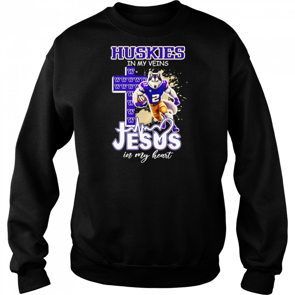 Huskies in my veins Jesus in my heart mascot shirt Hoodie