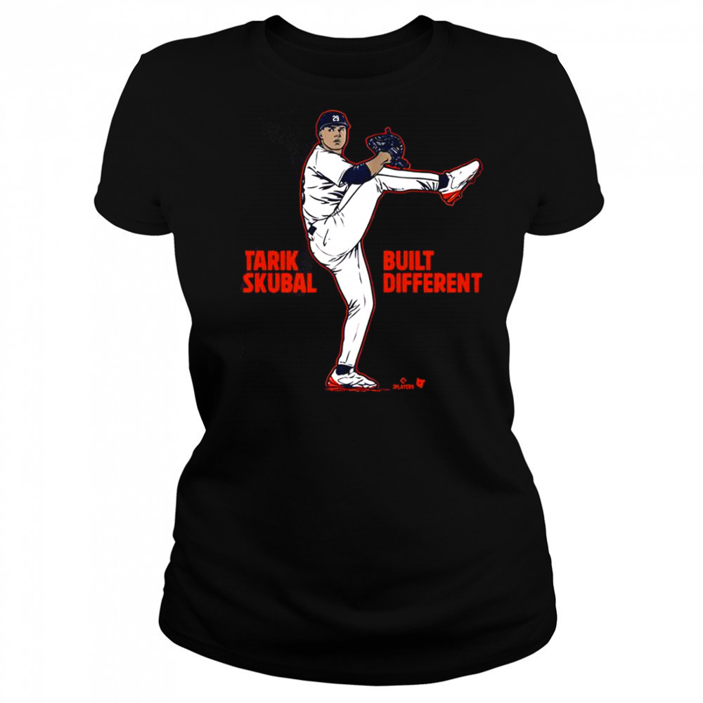 Tarik Skubal Built Different T-Shirt Women's T-shirt