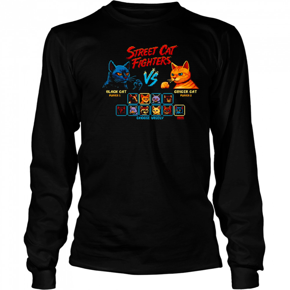 Street cat fighters black cat vs ginger cat shirt Long Sleeved