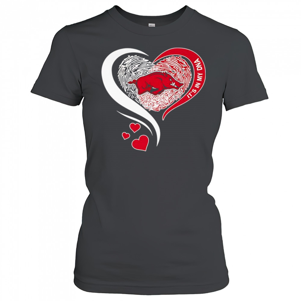 Fingerprint heart it’s in my DNA Arkansas Razorbacks shirt Women's T-shirt