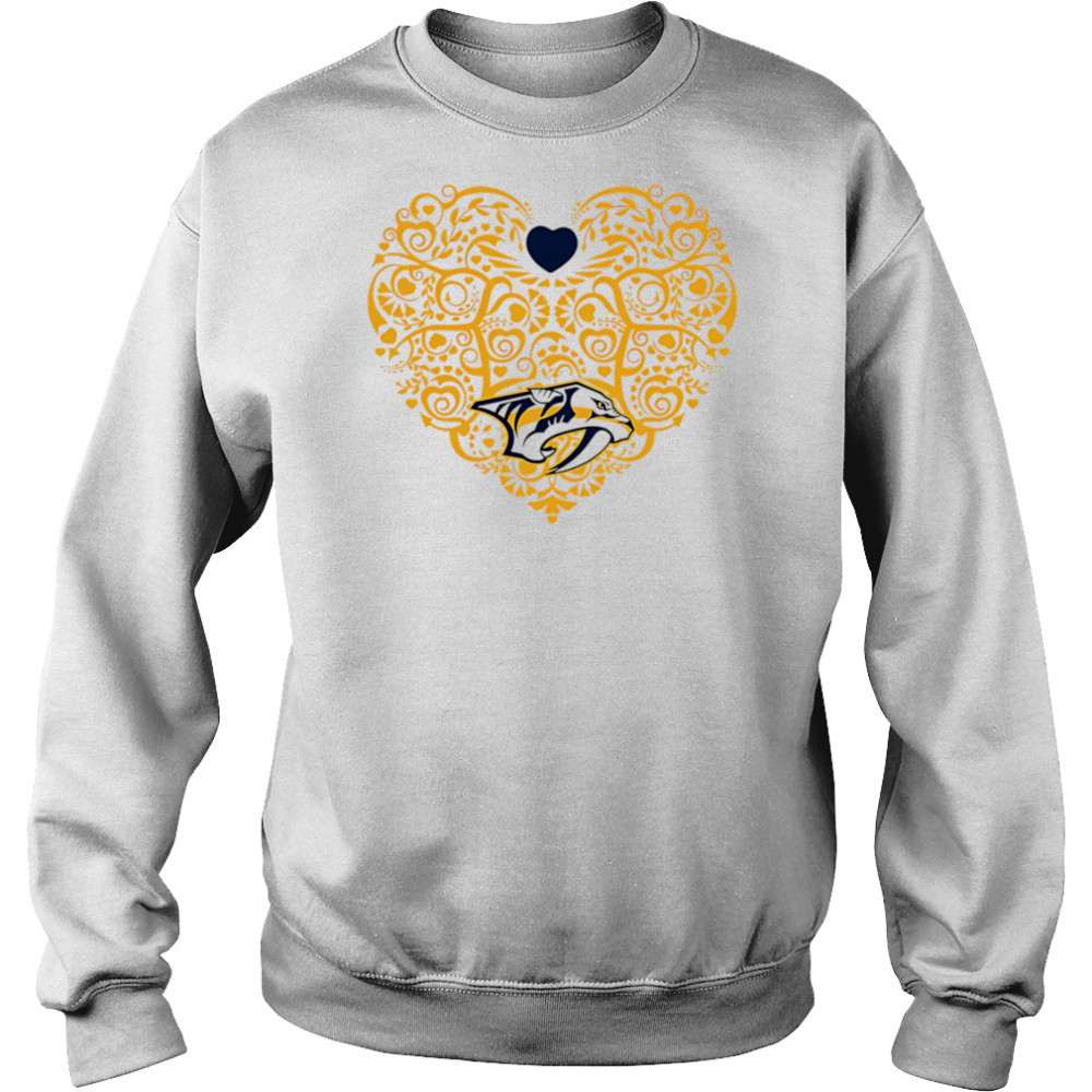 Nashville Predators Floral Pattern Heart logo shirt Hoodie