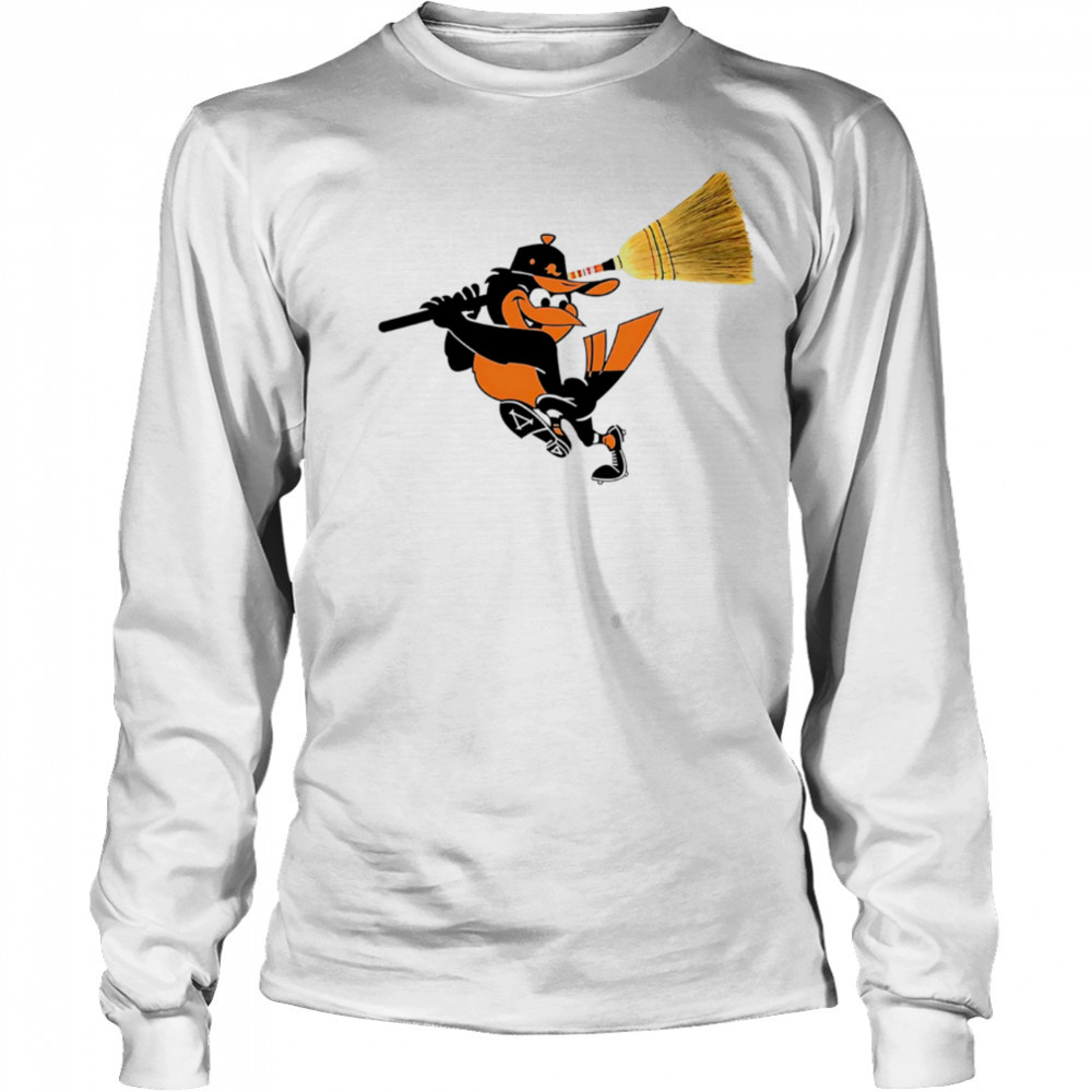 Baltimore Orioles mascot hold a broom shirt Long Sleeved