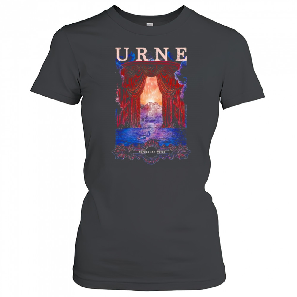 Harken The Waves Urne shirt Women's T-shirt